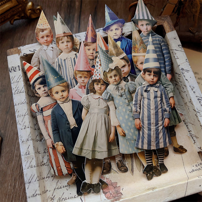 Vintage Collectible Dolls - 15 قطعة من دمى الورق الكرتونية